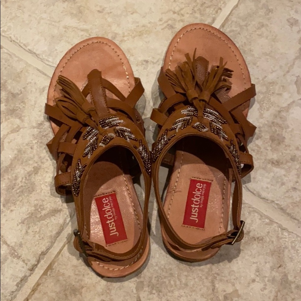 🍉 3/$20 Cute Sandals - Picture 3 of 4